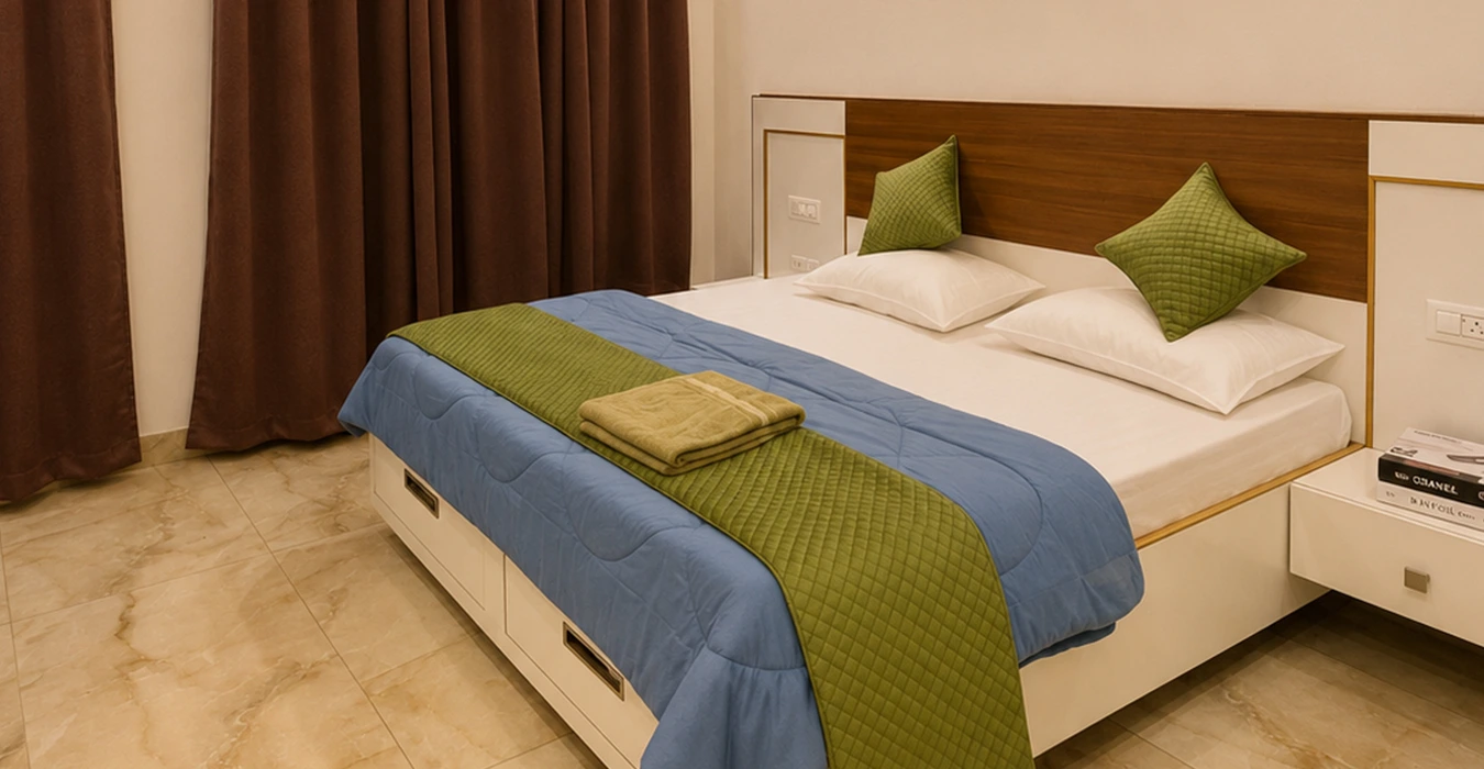Aerocity Luxury - 3BHK